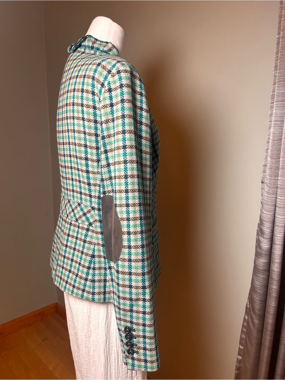 Talbots Collection Size 8 Wool
Plaid Blazer - Picture 7 of 13